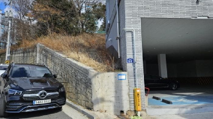 2025타경102 사진