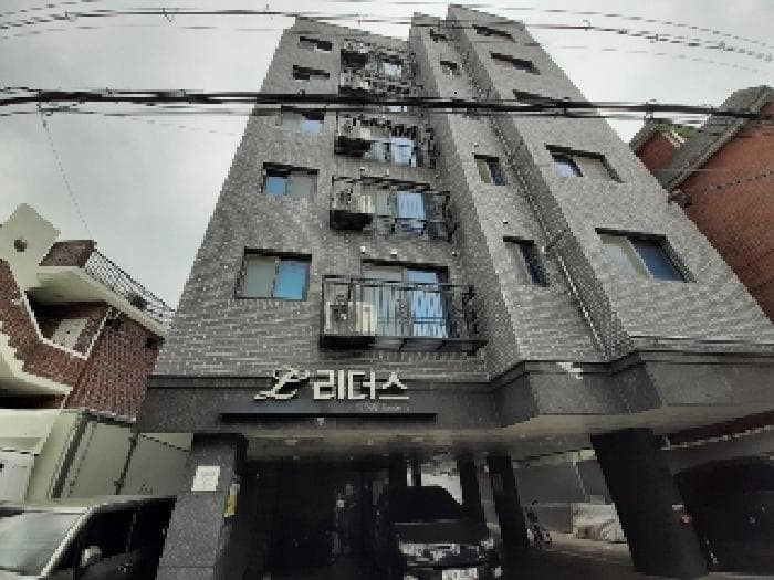 2025타경10690 부동산임의경매 대표 사진